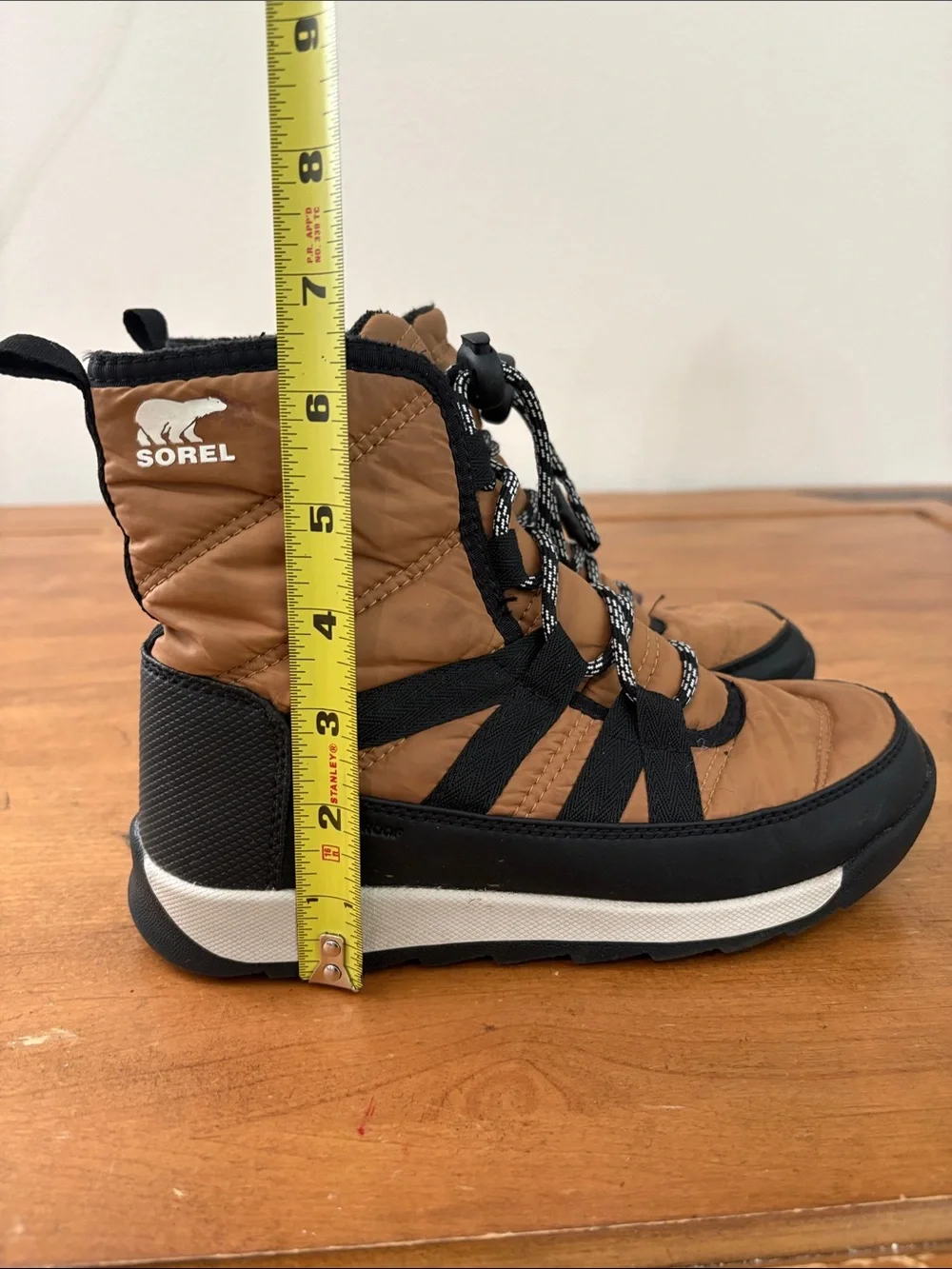 Sorel Snow Cinch Tie Boots Size 3